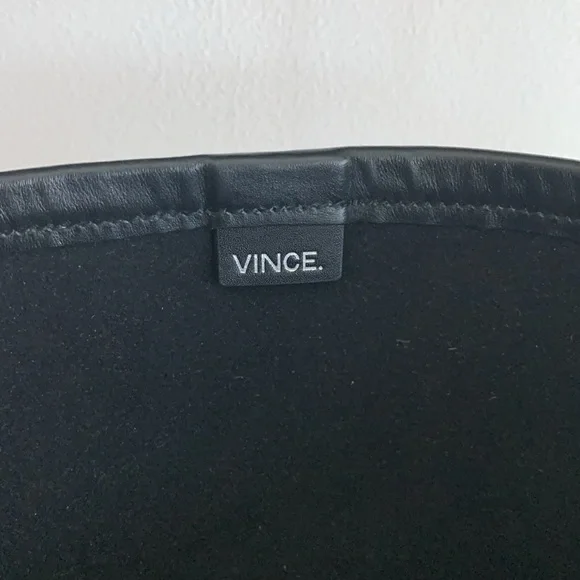 Vince black croc stamped tote - Picture 5 of 12